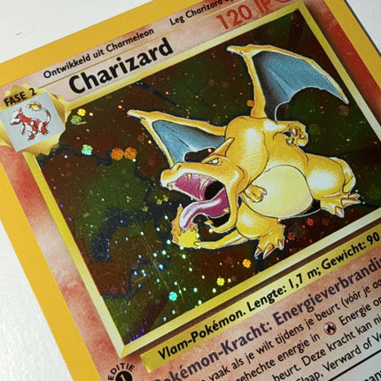 Charizard Rare (4/102) base set - 1st edition [NL]